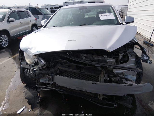 2011 Buick Lacrosse Cxl მანქანა იყიდება აუქციონზე, vin: 1G4GC5ED7BF226417, აუქციონის ნომერი: 44448002