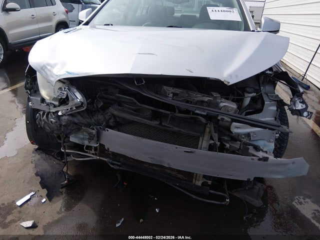 2011 Buick Lacrosse Cxl მანქანა იყიდება აუქციონზე, vin: 1G4GC5ED7BF226417, აუქციონის ნომერი: 44448002