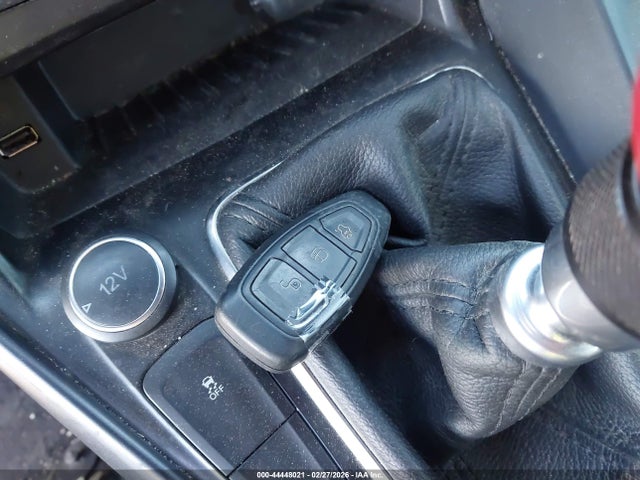 2017 Ford Focus St მანქანა იყიდება აუქციონზე, vin: 1FADP3L97HL260131, აუქციონის ნომერი: 44448021
