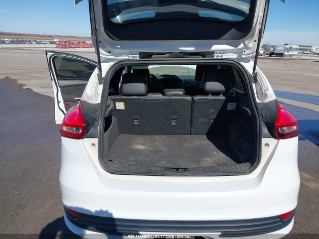 2017 Ford Focus St მანქანა იყიდება აუქციონზე, vin: 1FADP3L97HL260131, აუქციონის ნომერი: 44448021