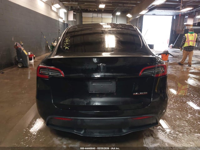 2023 Tesla Model Y Performance Dual Motor All-wheel Drive მანქანა იყიდება აუქციონზე, vin: 7SAYGDEF1PF890946, აუქციონის ნომერი: 44448040