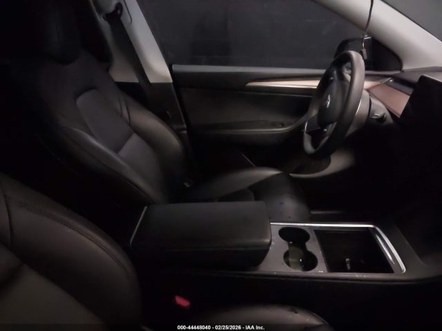 2023 TESLA MODEL Y 7SAYGDEF1PF890946 Photo 4