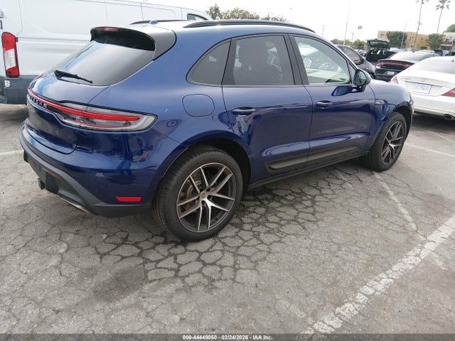 2025 PORSCHE MACAN WP1AA2A52SLB02729 Photo 3