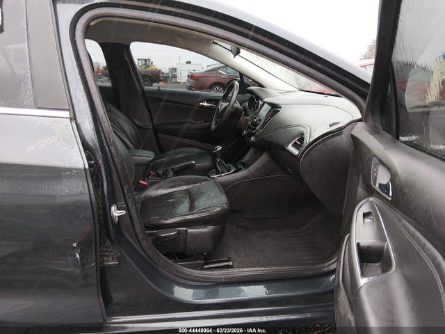 1G1BG5SE8J7128790 Chevrolet Cruze Lt Manual
