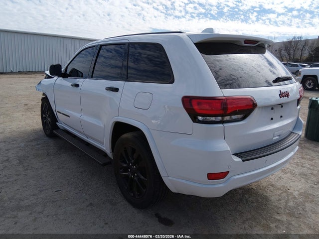 2020 JEEP GRAND CHEROKEE 1C4RJEAG9LC407198 Photo 2