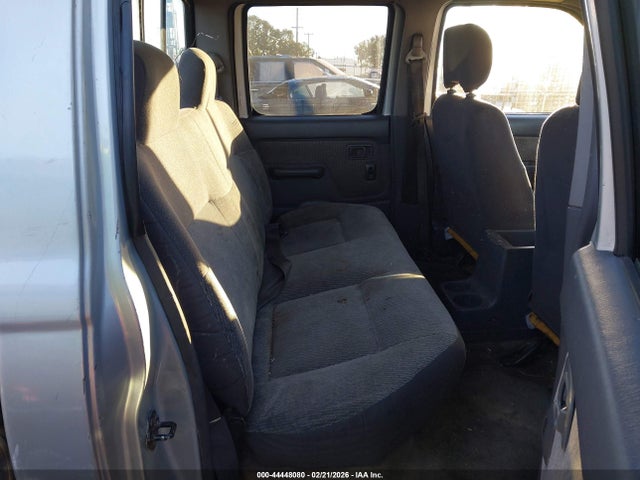 44448080 :رقم المزاد ، 1N6ED27TXYC426677 vin ، 2000 Nissan Frontier Se-v6/xe-v6 مزاد بيع