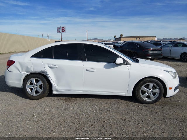 1G1PC5SBXF7164284 Chevrolet Cruze 1lt Auto