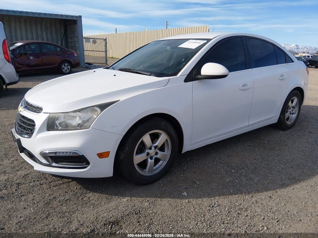 1G1PC5SBXF7164284 Chevrolet Cruze 1lt Auto