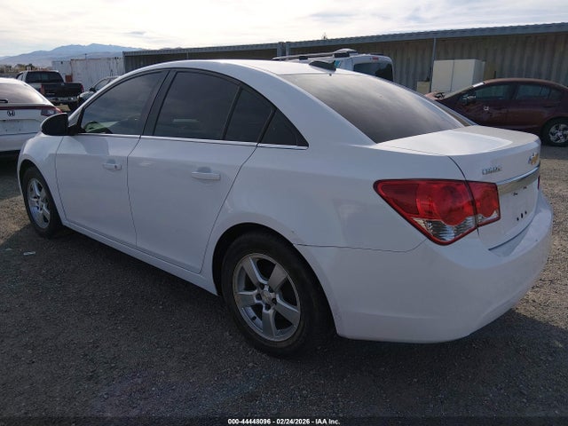 1G1PC5SBXF7164284 Chevrolet Cruze 1lt Auto