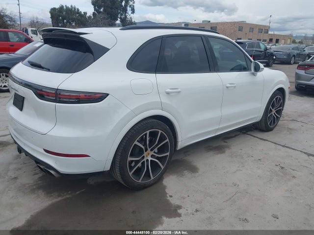 WP1AF2AY9KDA80055 Porsche Cayenne