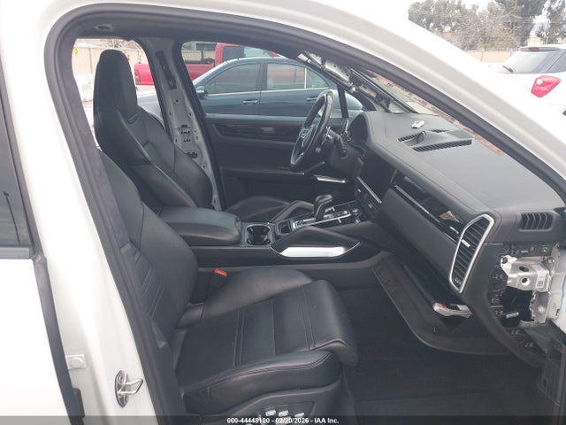 WP1AF2AY9KDA80055 Porsche Cayenne