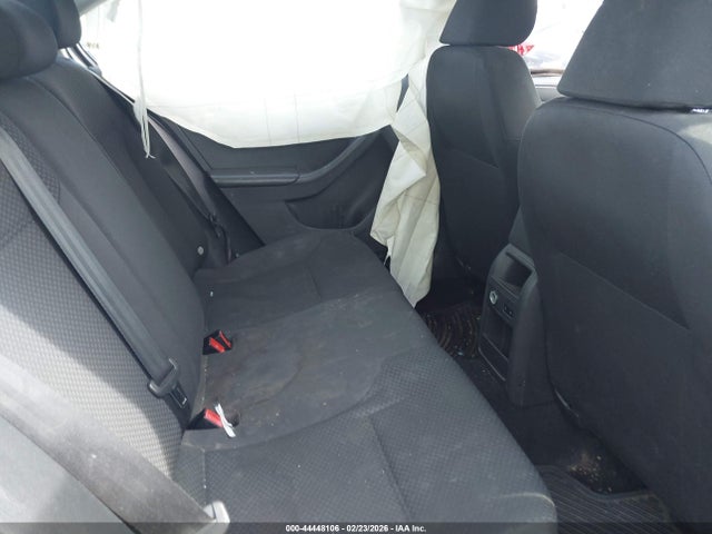 Продажа на аукционе авто 2014 Volkswagen Jetta 2.0l S, vin: 3VW2K7AJ5EM437352, номер лота: 44448106