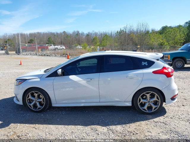Ford FOCUS ST 2016 1FADP3L99GL306282 Image 14