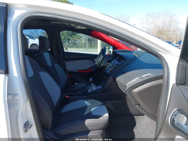 Ford FOCUS ST 2016 1FADP3L99GL306282 Image 5