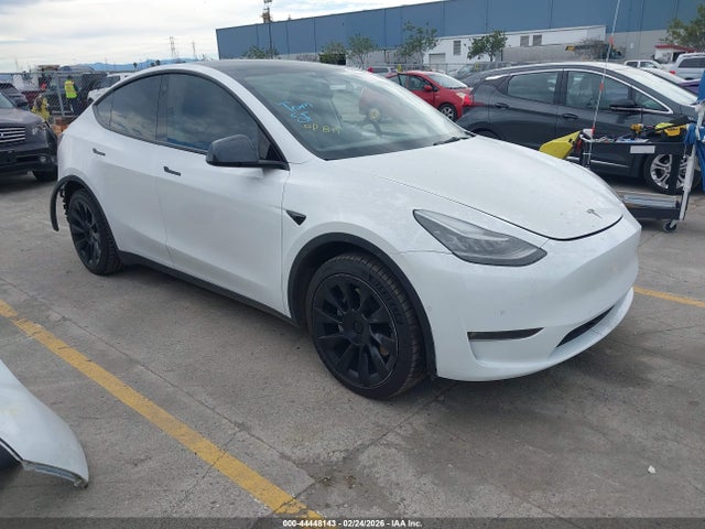 2022 TESLA MODEL Y 7SAYGDEE1NF311104 Photo 0