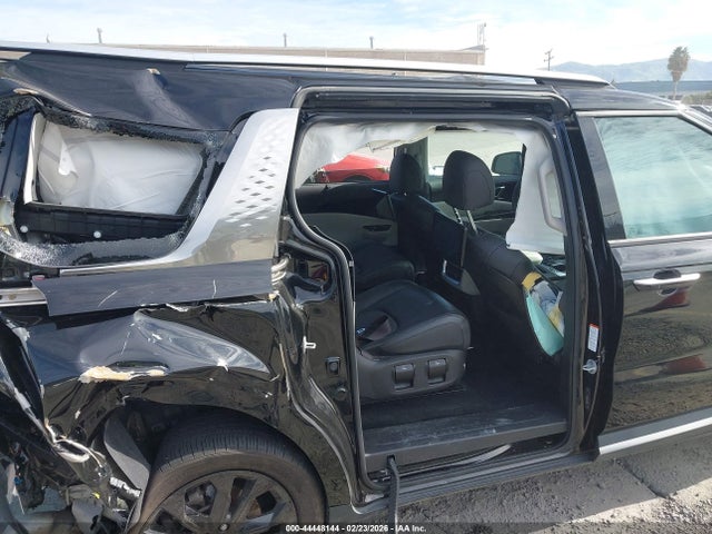 2023 Kia Carnival Mpv Sx Prestige მანქანა იყიდება აუქციონზე, vin: KNDNE5H33P6299199, აუქციონის ნომერი: 44448144