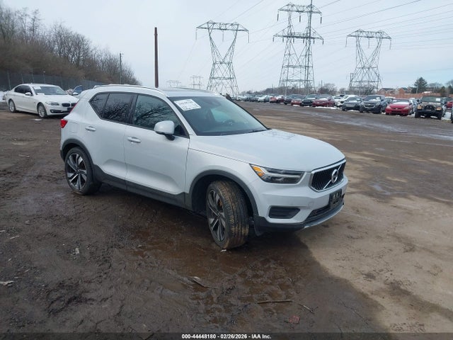 2020 VOLVO XC40 YV4162UK1L2183876