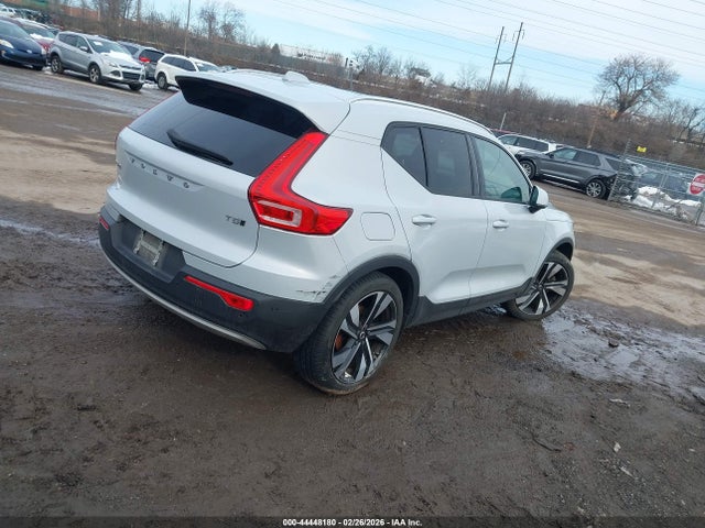 2020 VOLVO XC40 YV4162UK1L2183876 Photo 3