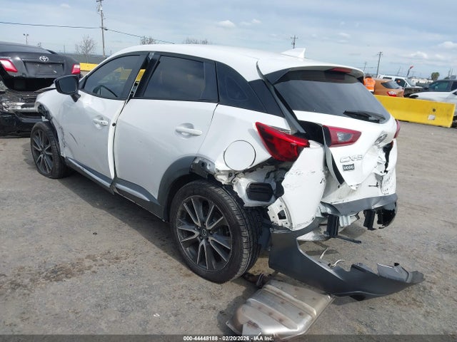 2017 MAZDA CX-3 JM1DKDD78H0153991 Photo 2