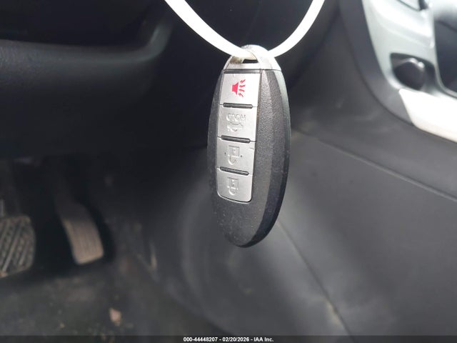 Продажа на аукционе авто 2017 Nissan Sentra Sv, vin: 3N1AB7APXHY261871, номер лота: 44448207