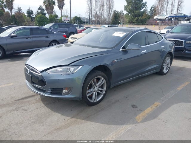 Продаж на аукціоні авто 2013 Tesla Model S Performance, vin: 5YJSA1CP4DFP23684, номер лоту: 44448222
