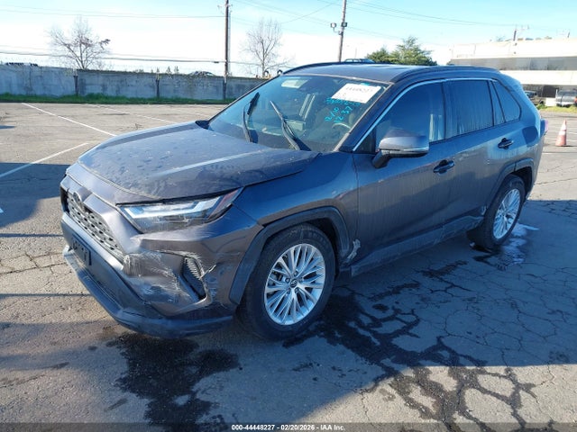 Toyota Rav4 Xle 2022 2T3W1RFV7NW212038 Image 2