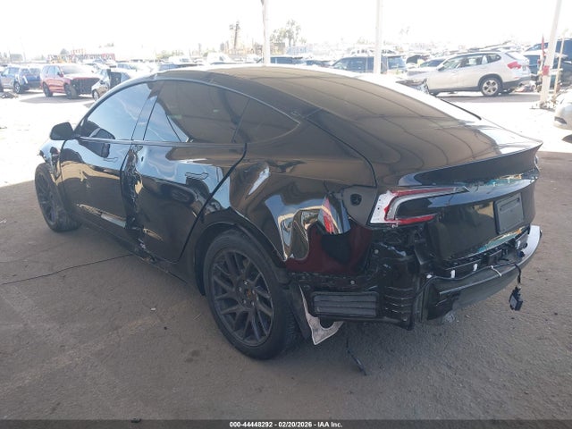 2025 TESLA MODEL 3 5YJ3E1EA8SF046539 Photo 2