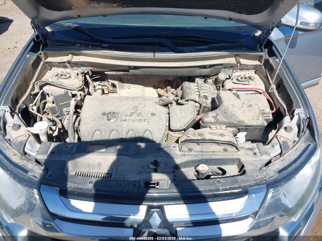 2017 MITSUBISHI OUTLANDER JA4AD3A36HZ027031 Photo 9