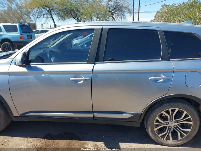 Mitsubishi Outlander Se 2017 JA4AD3A36HZ027031 Image 14
