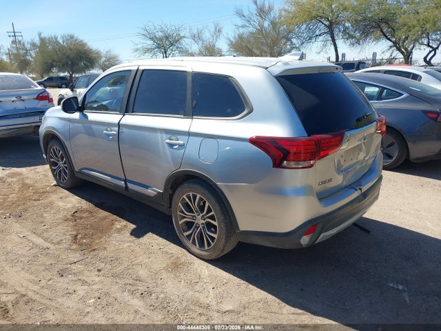 2017 MITSUBISHI OUTLANDER JA4AD3A36HZ027031 Photo 2