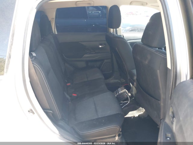 2017 MITSUBISHI OUTLANDER JA4AD3A36HZ027031 Photo 7