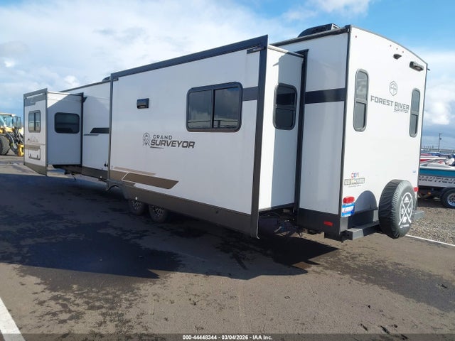 4X4TSVF28SL049598 Forest River 302rdbs Grand Survey