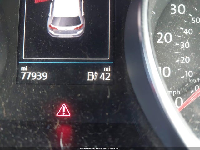 WVWKR7AU8JW907764 Volkswagen E-golf Se