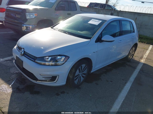 WVWKR7AU8JW907764 Volkswagen E-golf Se