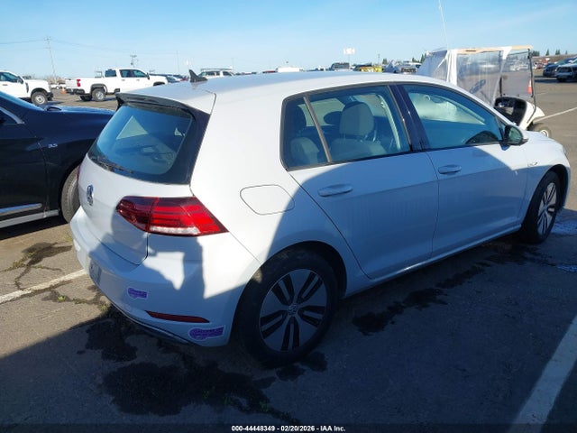 WVWKR7AU8JW907764 Volkswagen E-golf Se