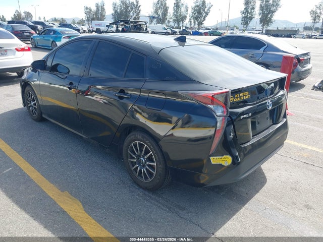 JTDKBRFUXJ3076133 Toyota Prius One