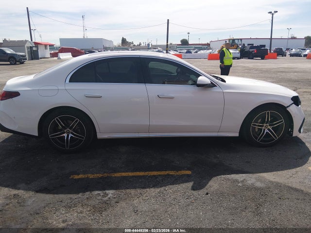 W1KLF4GB4SA146625 Mercedes-Benz E 350