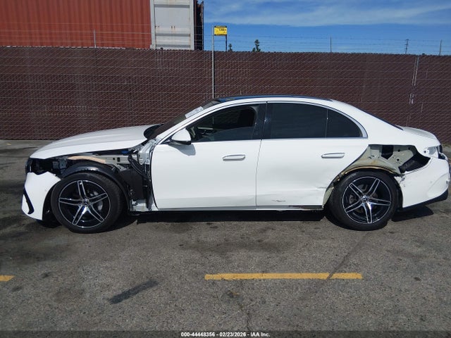 W1KLF4GB4SA146625 Mercedes-Benz E 350
