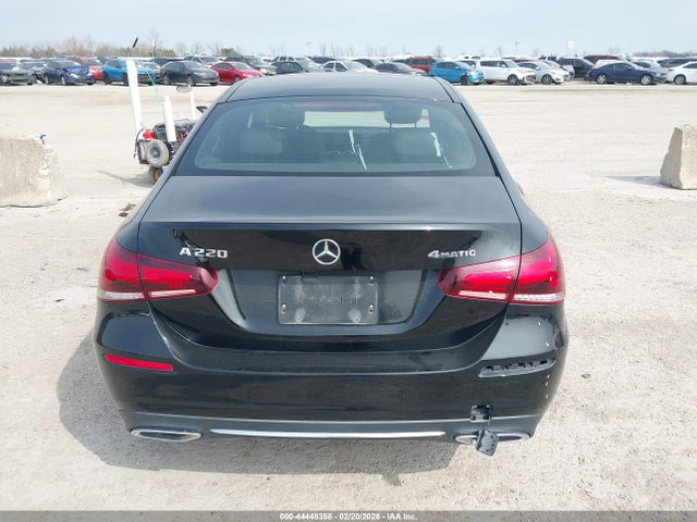 2020 Mercedes-benz A 220 4matic მანქანა იყიდება აუქციონზე, vin: W1K3G4FB6LJ209109, აუქციონის ნომერი: 44448358