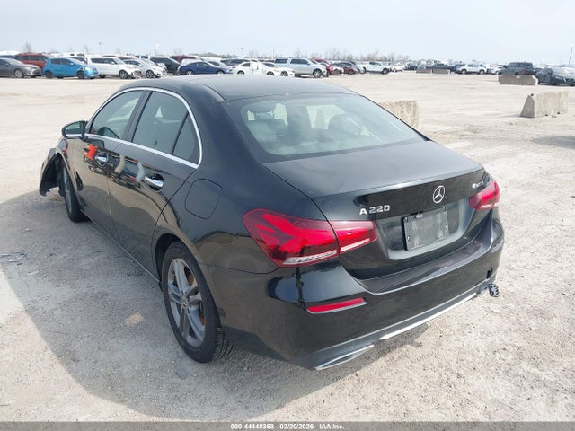 2020 Mercedes-benz A 220 4matic მანქანა იყიდება აუქციონზე, vin: W1K3G4FB6LJ209109, აუქციონის ნომერი: 44448358