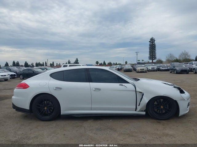 Aukcja sprzedaży 2016 Porsche Panamera 4, vin: WP0AA2A73GL001984, numer aukcji: 44448391