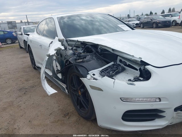 Aukcja sprzedaży 2016 Porsche Panamera 4, vin: WP0AA2A73GL001984, numer aukcji: 44448391