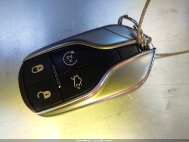 2019 MASERATI LEVANTE ZN661XUA2KX310503 Photo 10