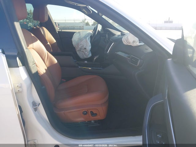 2019 MASERATI LEVANTE ZN661XUA2KX310503 Photo 4