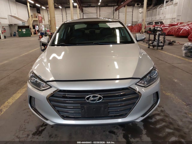 5NPD84LF2HH058272 Hyundai Elantra Limited