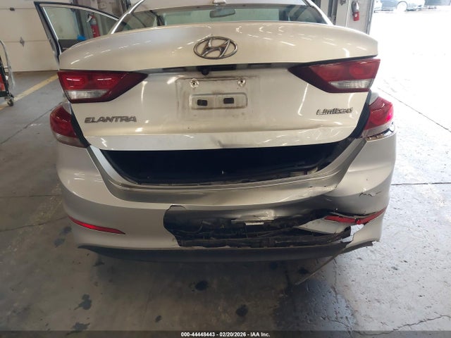 5NPD84LF2HH058272 Hyundai Elantra Limited
