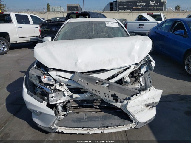 4T1B11HK2KU159756 Toyota CAMRY SE