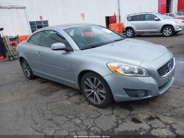 2011 VOLVO C70 YV1672MC1BJ118586