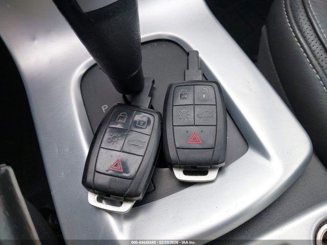 2011 VOLVO C70 YV1672MC1BJ118586 Photo 10