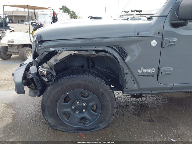 1C4GJXAG9JW276580 Jeep Wrangler Sport 4x4